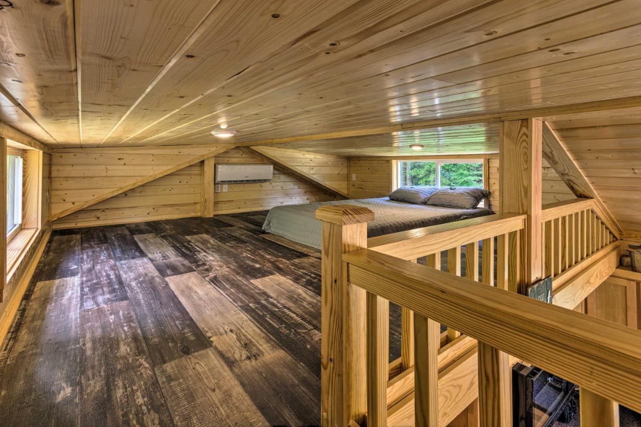 Quaint Mtn Cabin Tiny Living Near Big Adventure Brevard Esterno foto