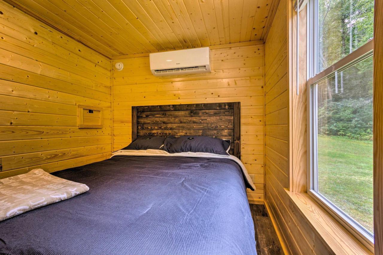 Quaint Mtn Cabin Tiny Living Near Big Adventure Brevard Esterno foto