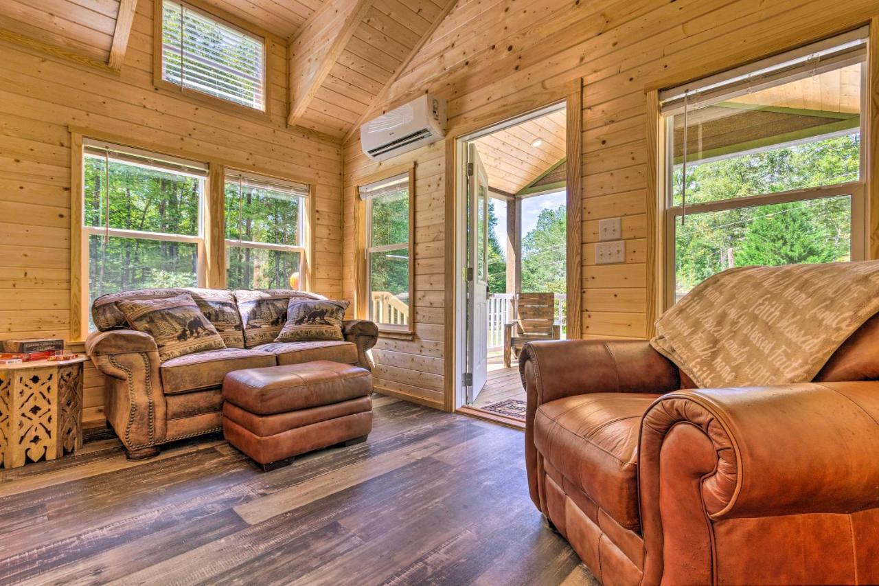 Quaint Mtn Cabin Tiny Living Near Big Adventure Brevard Esterno foto